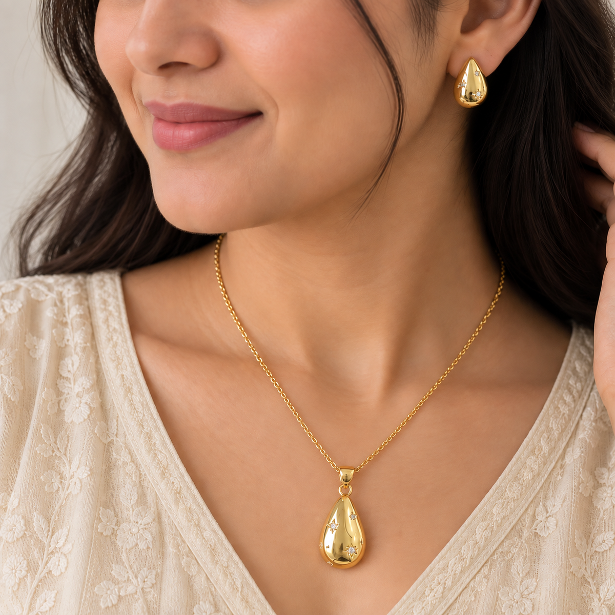 Elegant Teardrop Chain Pendant Set for Women | Gold Pendant with Earrings