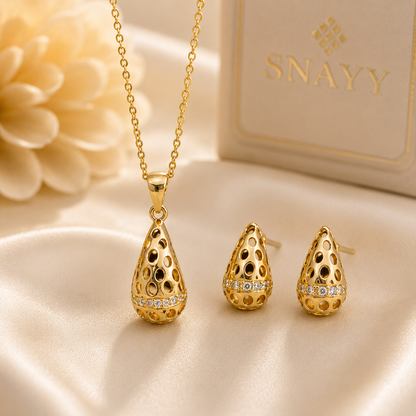 Elegant Gold Teardrop Chain Pendant Set with Earrings
